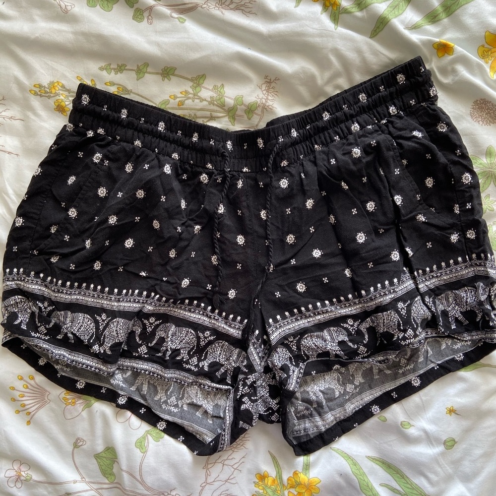 Old navy linen shorts